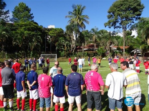 Circo faz 47 anos, inicia torneio com homenagens e Teimosos