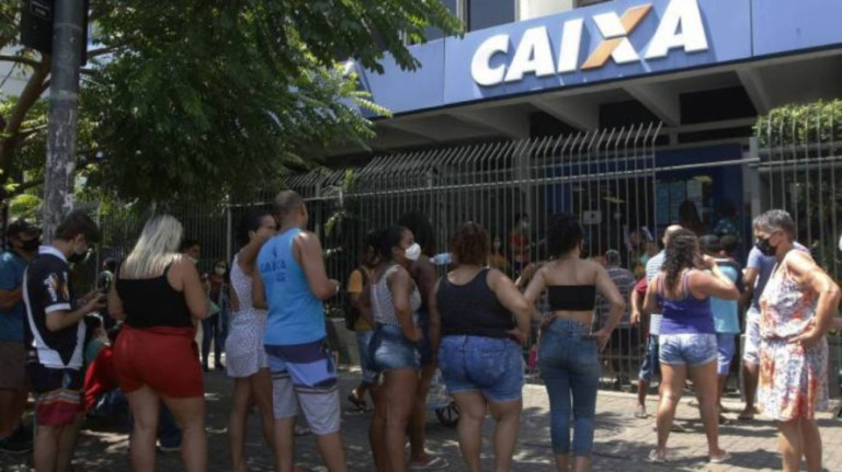Consignado será cobrado caso beneficiário perca o Auxílio Brasil?
