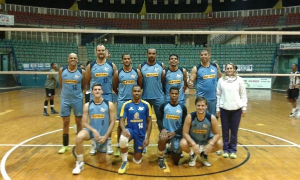 Equipe de vôlei masculino foi vice-campeão nos Jogos Abertos