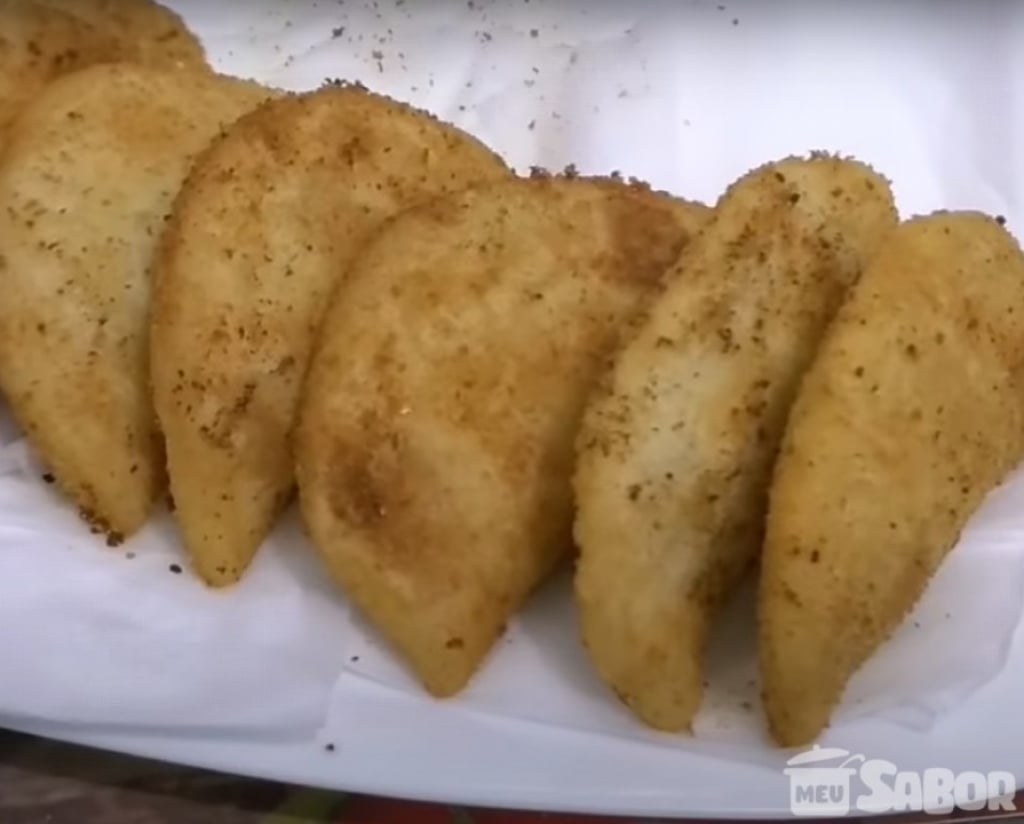 Aprenda a fazer deliciosos salgadinhos! Risoles de Queijo muito gostoso e fácil!