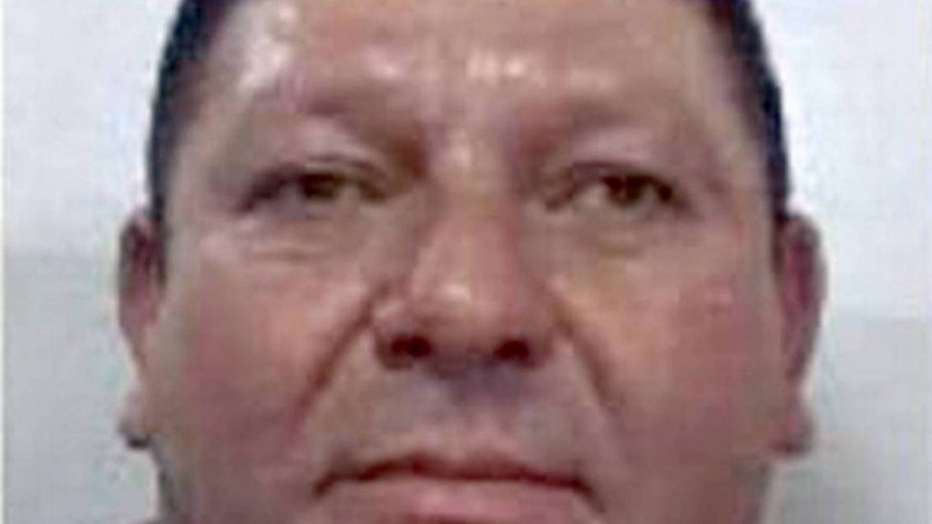 Policial é morto na fronteira com Brasil por suposta ligação com tráfico Policial é morto na fronteira com Brasil por suposta ligação com tráfico