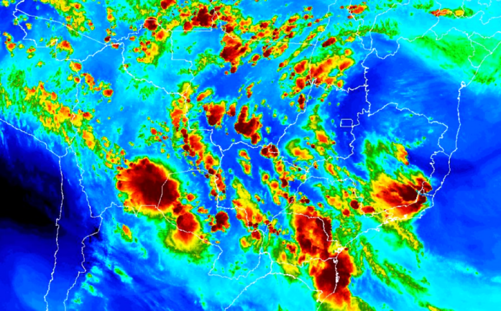 Meteorologia prevê calor e risco de chuva até Natal; veja detalhes