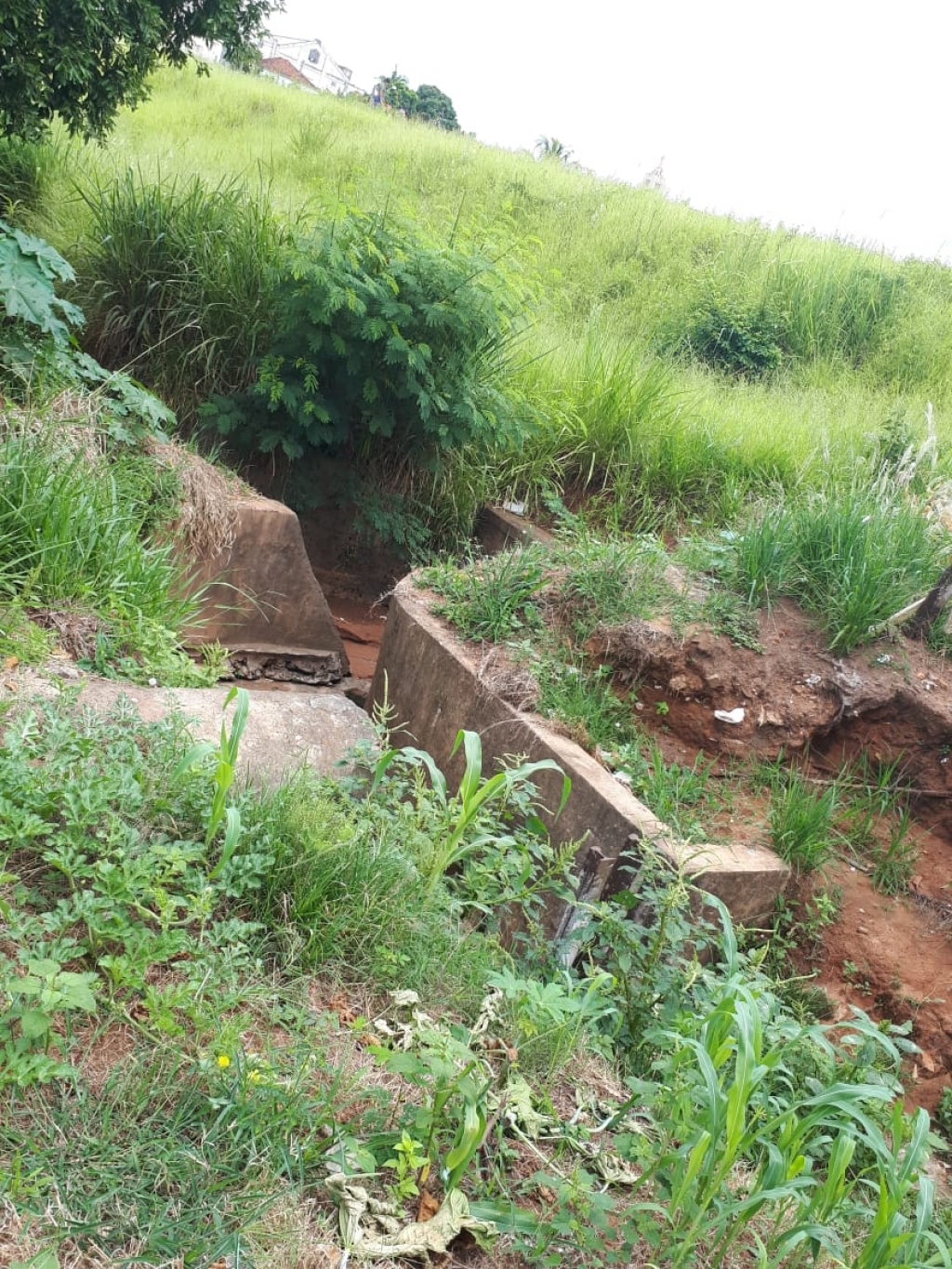 VC no Giro - Moradores apontam erosão e abandono em Vera Cruz