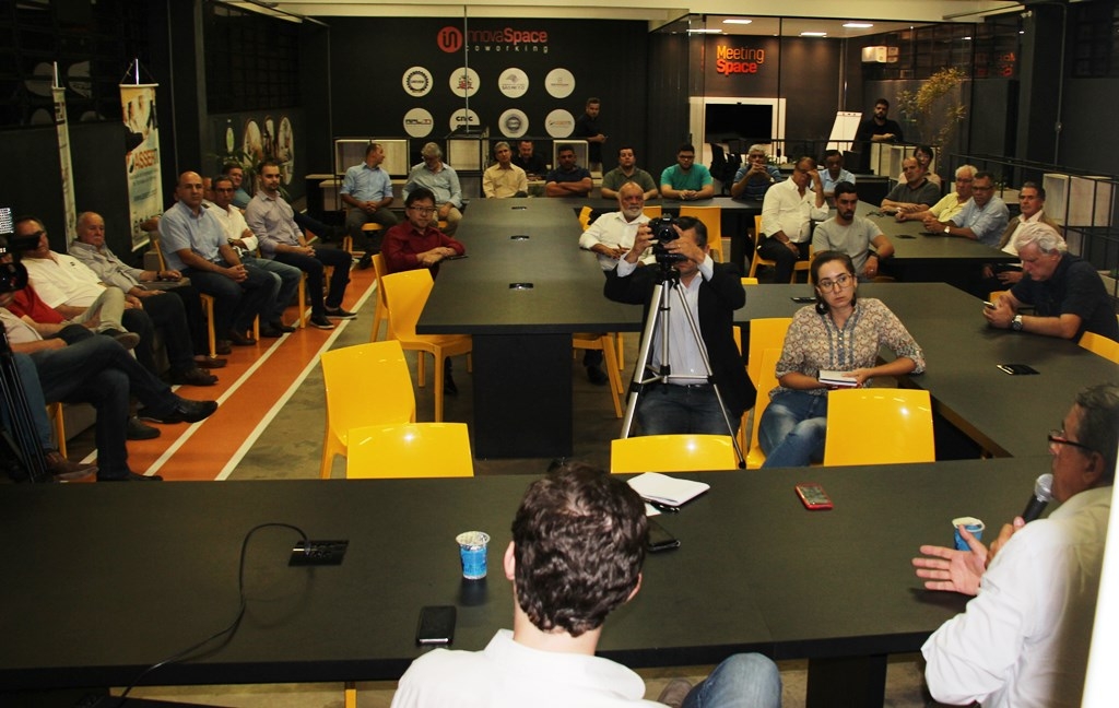 Encontro com empresários e lideranças discute volta do trem a Marília