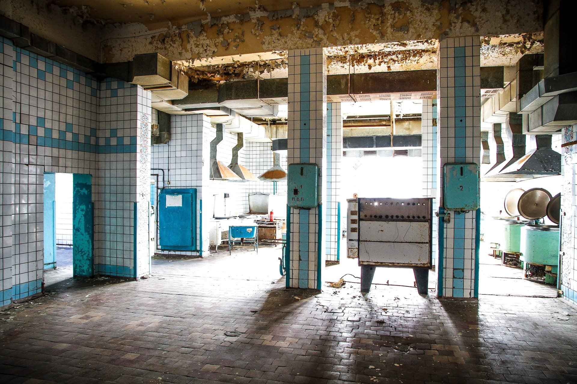 O frio intenso mantém o interior de Pyramiden preservado - Esta foto foi torada mais de 20 anos após o abandono completo do lugar. Foto: Vince Gx/Unsplash - 19/09/2019