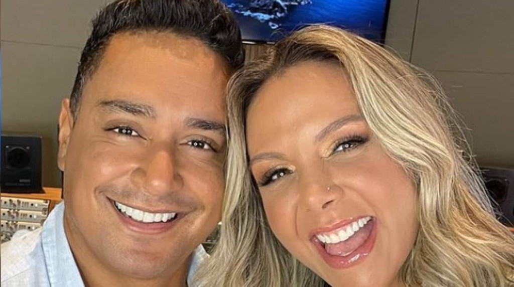 Xanddy e Carla Perez curtem dia de folga agarradinhos e brincam: ‘Pra ver isso’