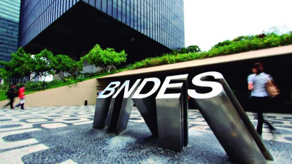 BNDES quer mais R$ 100 milhões para fundo social de combate à covid-19