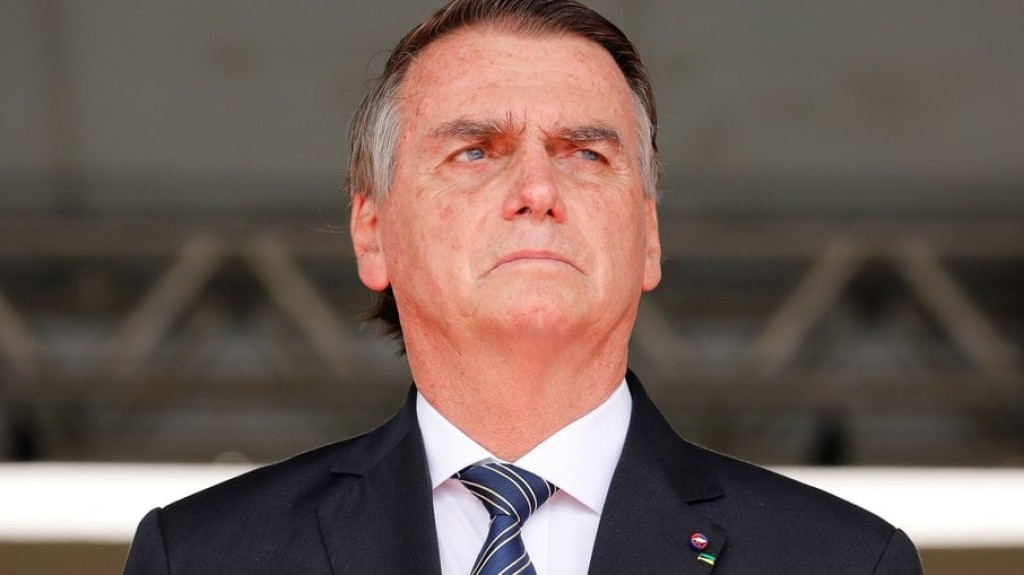 Bolsonaro revela quem serão seus assessores após sair da Presidência Bolsonaro revela quem serão seus assessores após sair da Presidência