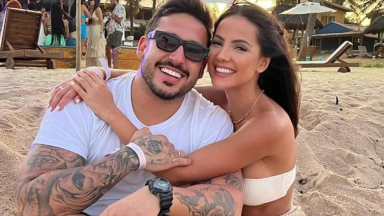 João Hadad joga cinzas de Luana Andrade no Convento da Penha: ‘Luz’