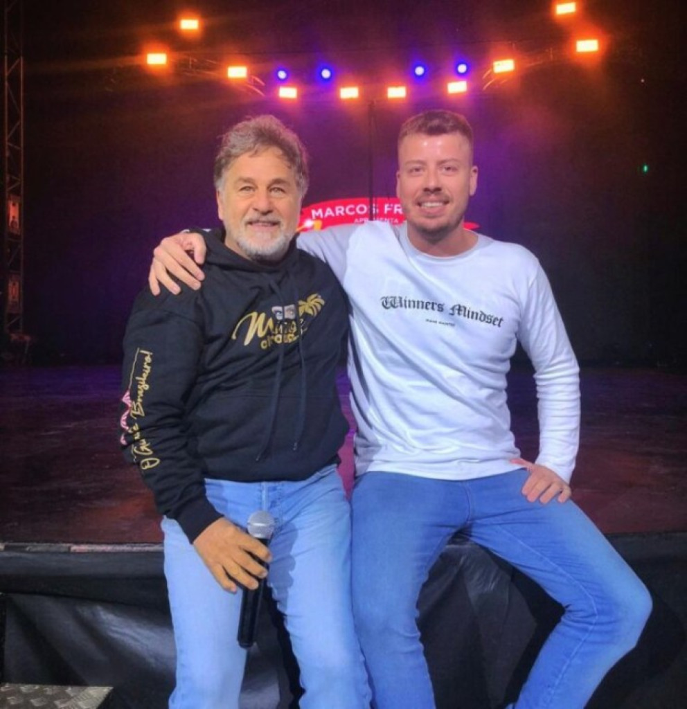 Ator Guilherme Scalcon prestigia Marcos Frota no Mirage Circus em Porto Alegre Ator Guilherme Scalcon prestigia Marcos Frota no Mirage Circus em Porto Alegre