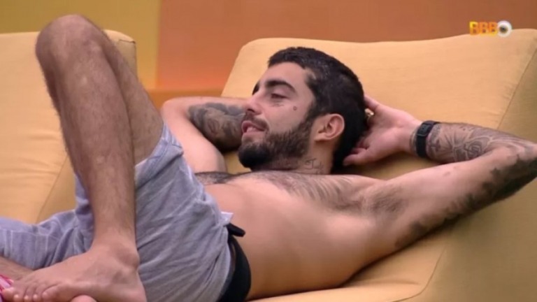 Scooby diz que Eliezer age como Alemão, do 'BBB 7'