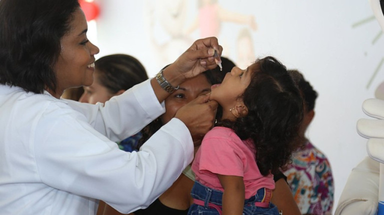 Poliomielite: apenas 52% das crianças foram vacinadas no Brasil