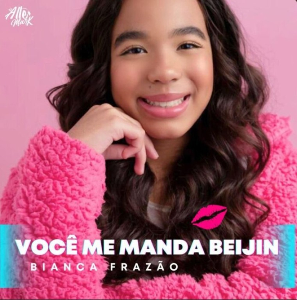 Bianca Frazão comemora lançamento de novo single