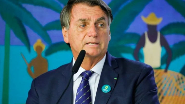 'Petrobras pode nos mergulhar num caos', diz Bolsonaro sobre reajuste