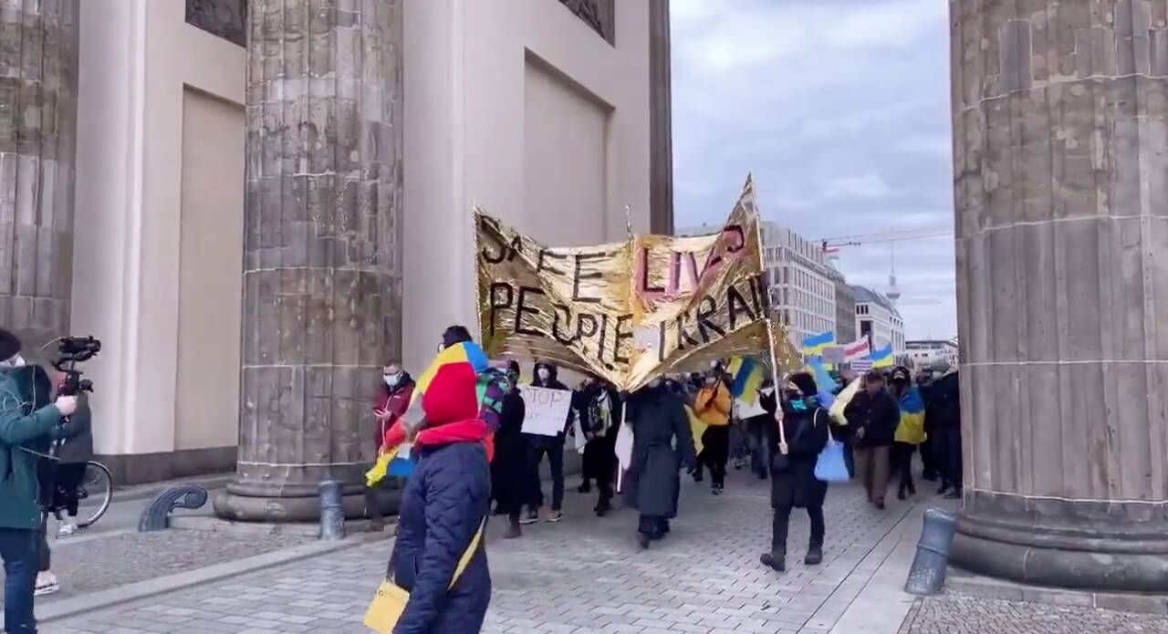Manifestações contra ataque russo à Ucrânia. Foto: Reprodução / Redes Sociais