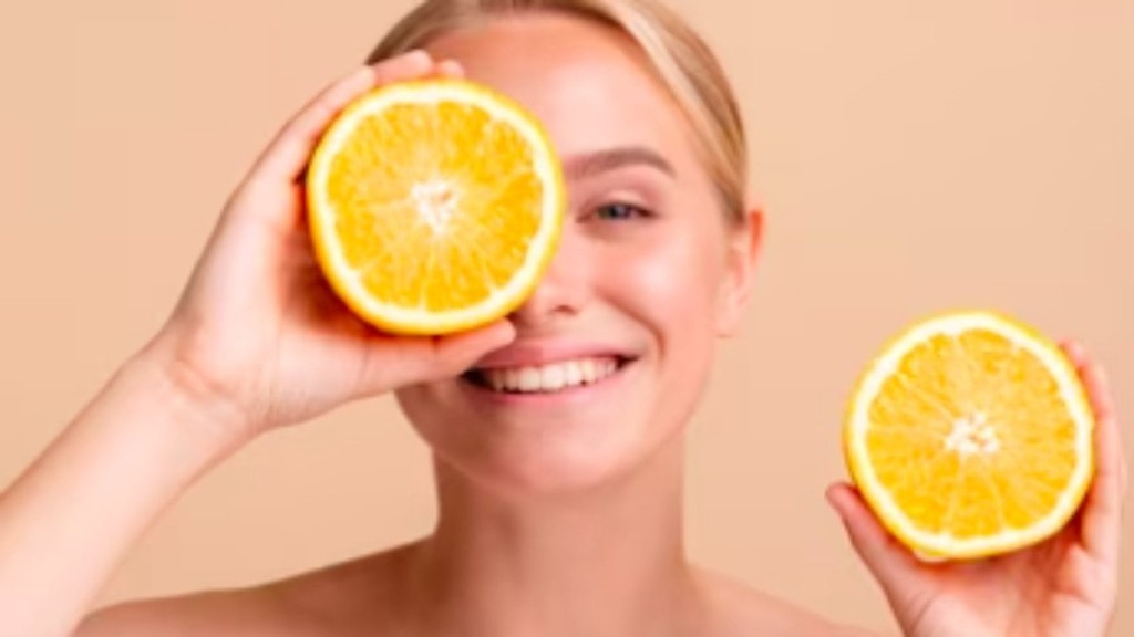 FreePik Vitamina C: entendendo seus benefícios e desafios para que funcione na pele