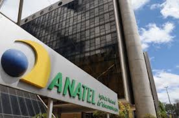 OAB quer CPI e troca de comando na Anatel