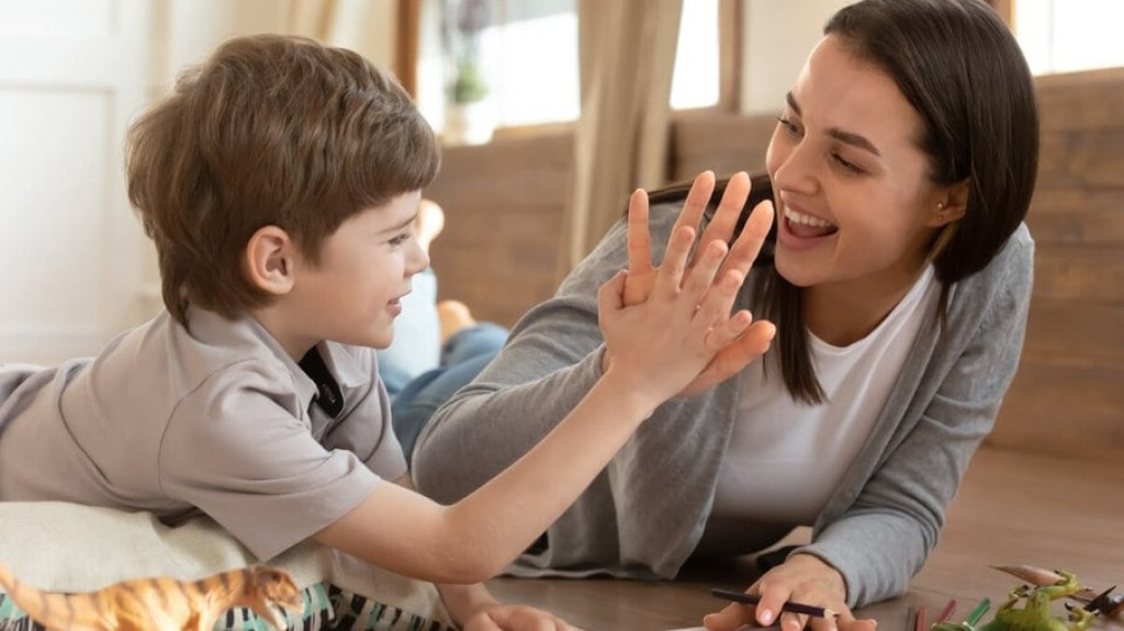 Pais devem estar atentos aos estímulos recebidos pelo filho nas férias