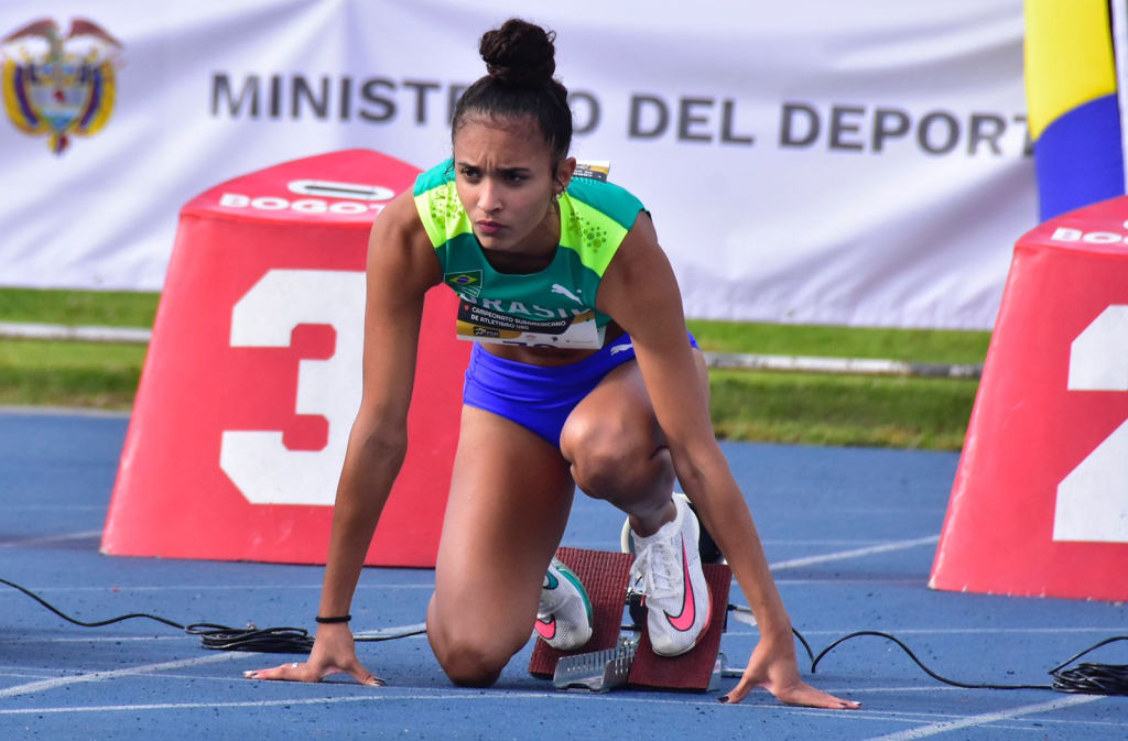 Júlia Marconato, de Marília, viaja na terça para Pan-Americano de atletismo