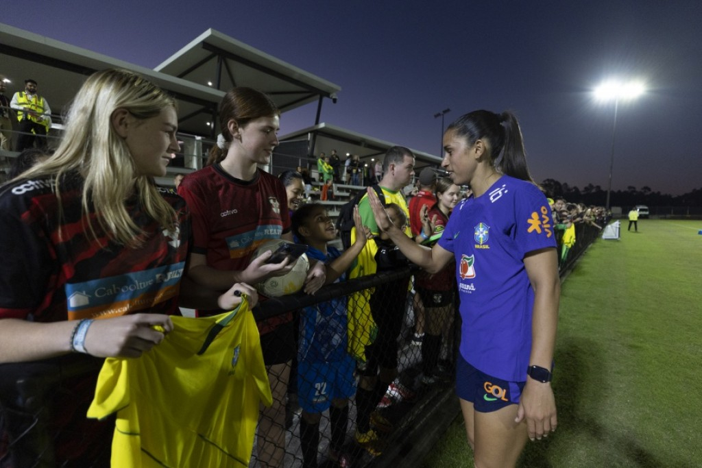 Seleção Feminina faz o primeiro treino em Brisbane