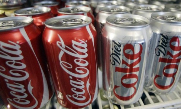 Coca-Cola e Ambev anunciam retsrição de vendas a escolas