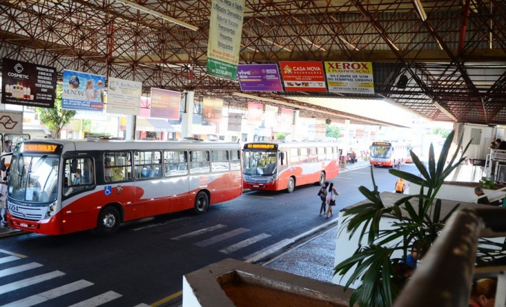 Justiça suspende aumento da tarifa de ônibus em Marília Justiça suspende aumento da tarifa de ônibus em Marília