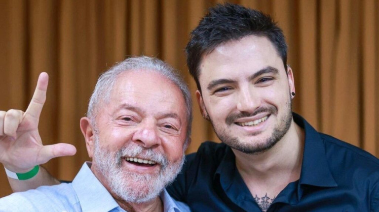 Felipe Neto segue engajado nas redes mesmo após vitória de Lula