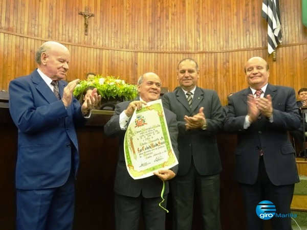 Reitor do Univem recebe homenagem por carreira e vida de atuação social