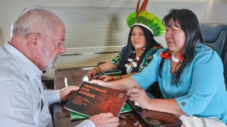 Tragédia yanomami: Lula decreta emergência e exonera 11 servidores