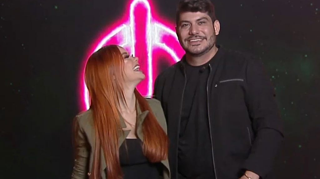Mirela Janis nega separação de Yugnir após 'Power Couple': "Tentando resolver" Mirela Janis nega separação de Yugnir após 'Power Couple': "Tentando resolver"