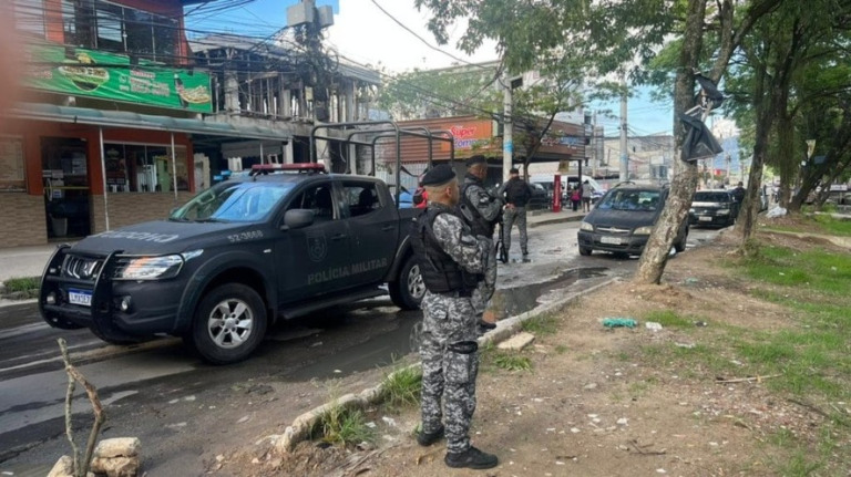 Guerra do tráfico: Cidade de Deus vive noite de tensão e confronto
