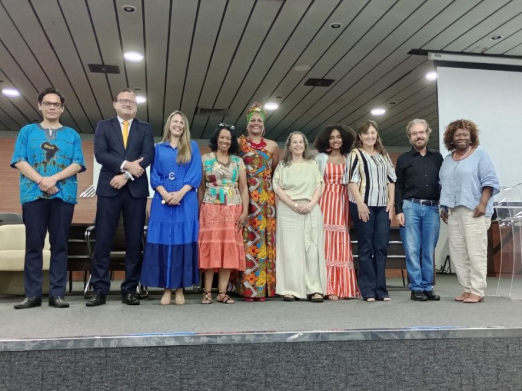 Unimar tem debates, palestra e pesquisa para reflexão sobre Consciência Negra