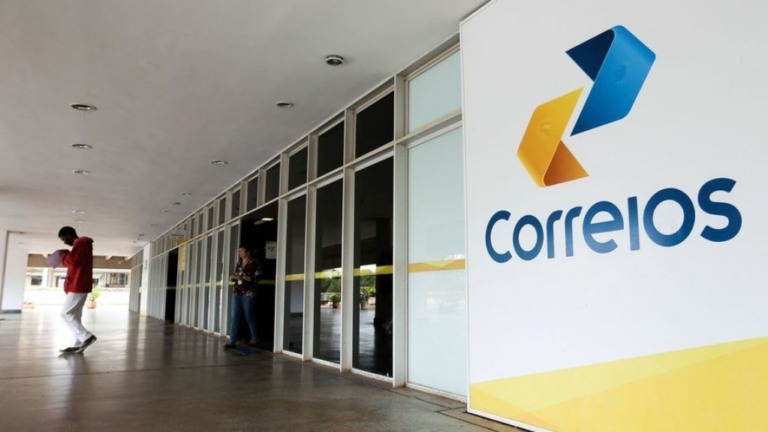 Governo abre consulta pública sobre privatização dos Correios