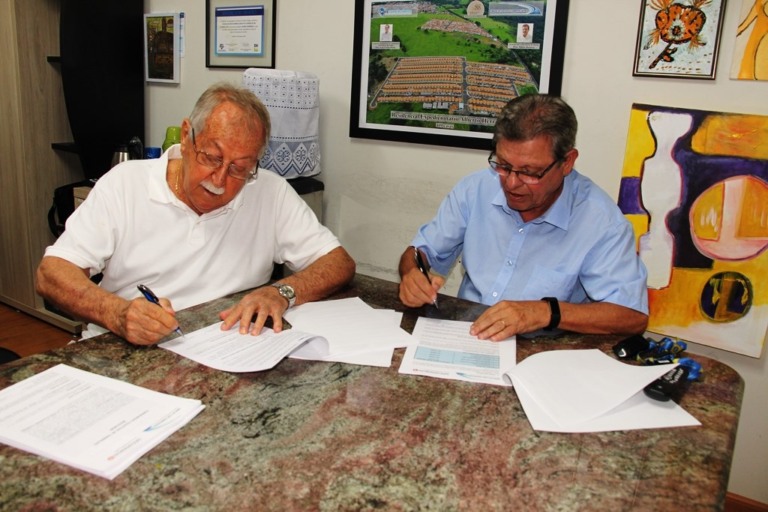 Sai acordo salarial para comerciários; reajuste retroativo a setembro
