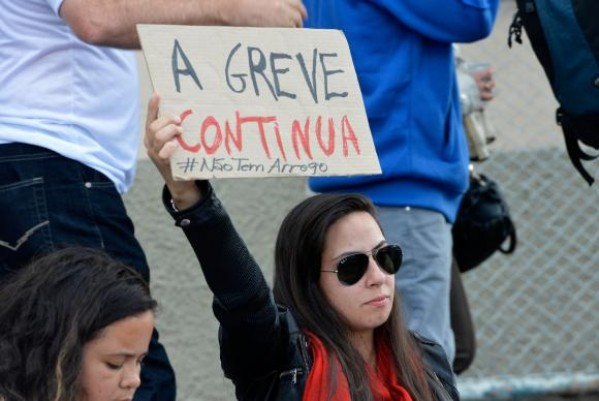 Greve dos professores ganha apoio no Paraná – Wilson Dias/Agência Brasil