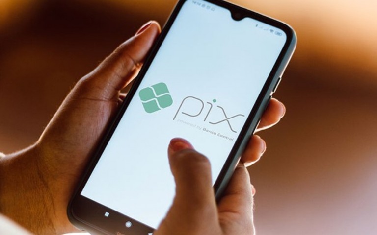 Pix atrasou criptomoedas no Brasil, diz coordenador do real digital