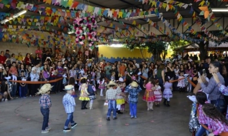 Escolas municipais de Marília divulgam, calendário de festas juninas: vão até agosto