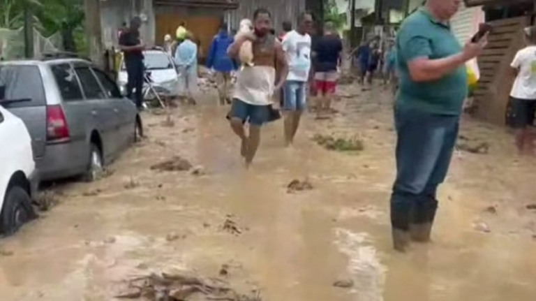 Prefeitura de São Sebastião divulga 12 nomes de vítimas das chuvas
