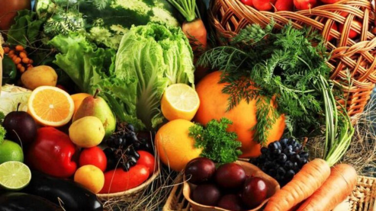 Estudo aponta inflação de até 76% em frutas da estação