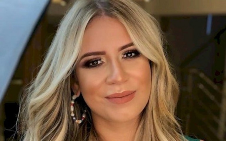 Marília Mendonça: mãe recebe roupa que filha usou no dia de sua morte
