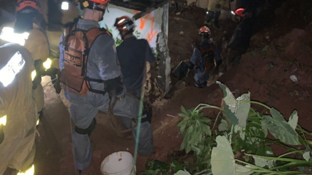 Chuvas em SP: mais três corpos são encontrados e óbitos chegam a 30 Chuvas em SP: mais três corpos são encontrados e óbitos chegam a 30