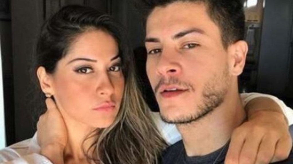 'BBB 22': Mayra Cardi já disse que bancava amante de Arthur Aguiar 'BBB 22': Mayra Cardi já disse que bancava amante de Arthur Aguiar