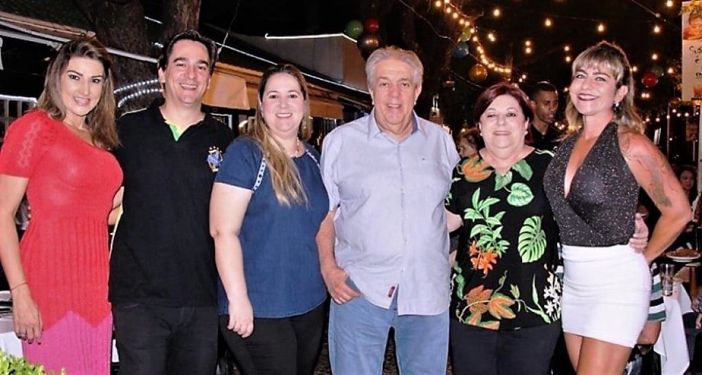 GIRA COMIGO NA TV - Natal Luz do Chaplin tem casa cheia em clima de fim de ano em Marília.