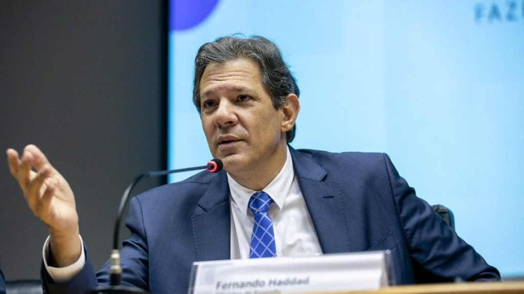 Mirando IPI zero, governo quer reforma tributária no 1º semestre