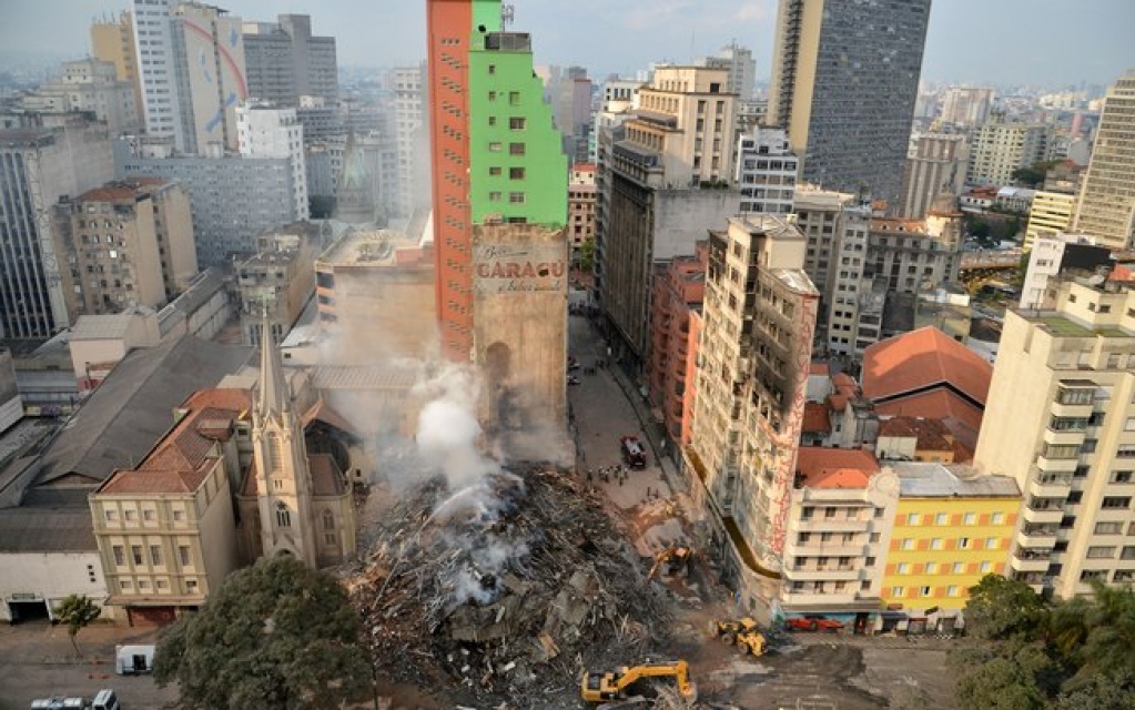 Terreno de prédio que desabou no Largo do Paissandu terá moradia popular