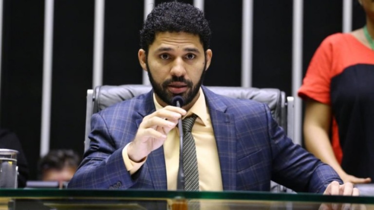 David Miranda: Gigantes dos vídeos devem ser taxadas