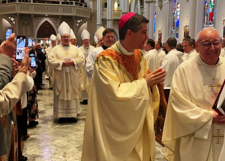DOm Cristiano durante posse na Arquidiocesde em Boston – Divulgação