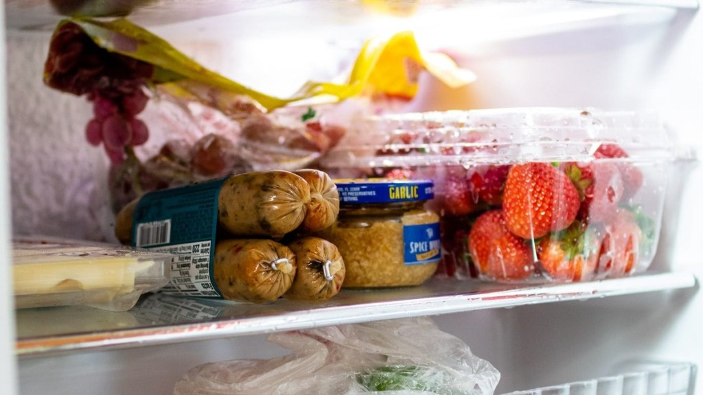 Darrien Staton / Unsplash Descongelamento de alimentos pode trazer riscos à saúde