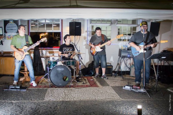 Mother Focas toca domingo no Chaplin Gastronomia