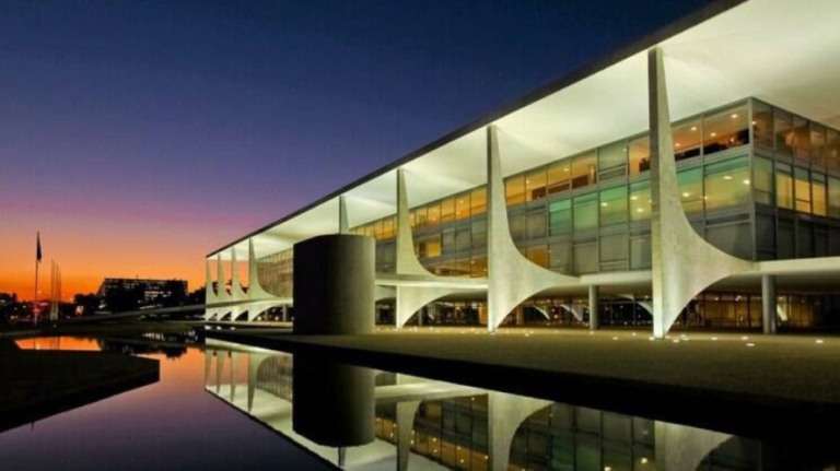 PF faz varredura em gabinete de Lula no Palácio do Planalto